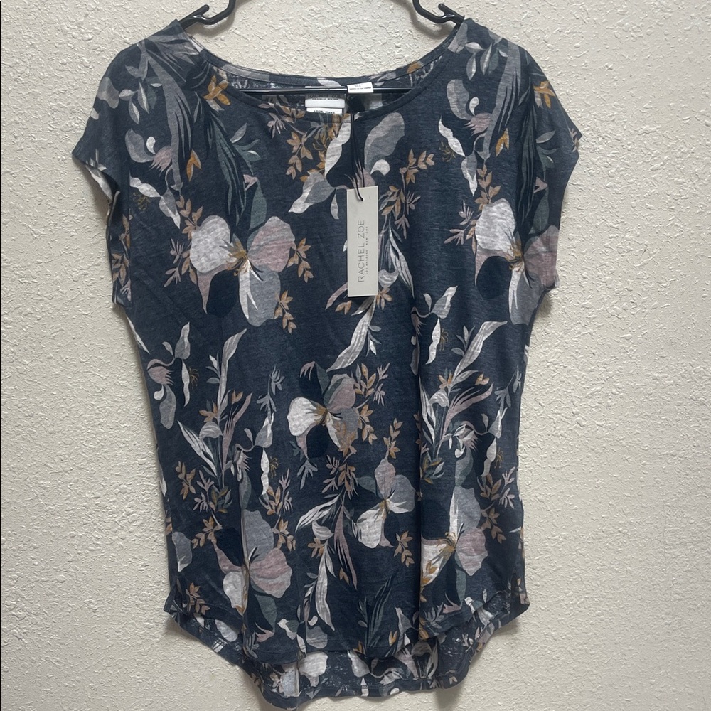 Rachel Zoe 100% Linen Floral top